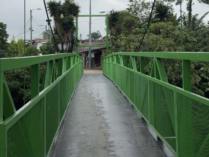 La gestión dio resultados: el barrio La Miranda ya cuenta con un nuevo puente